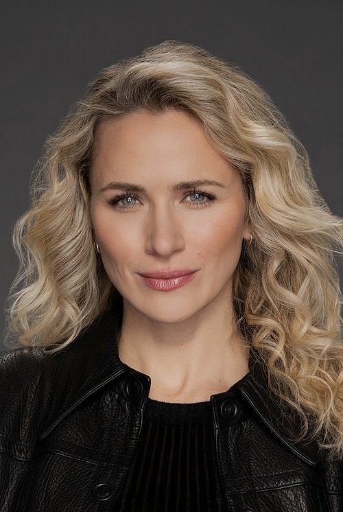 Shantel VanSanten